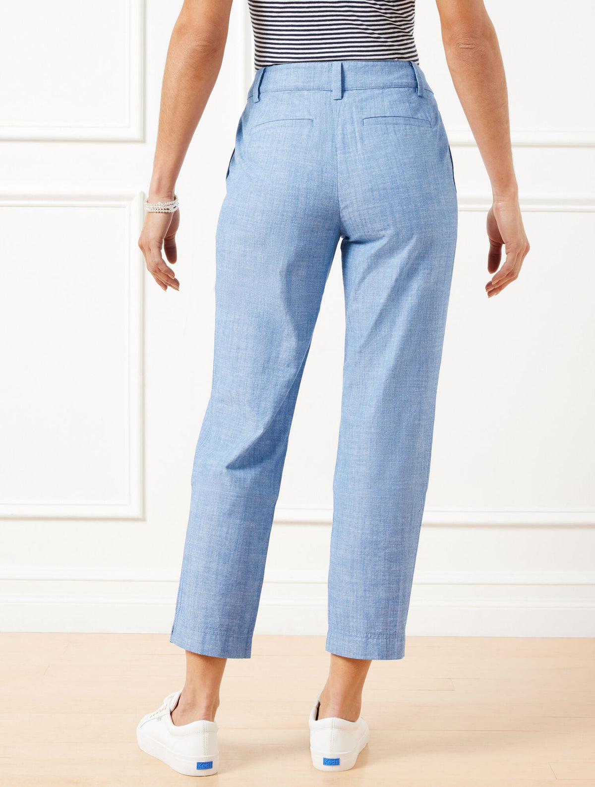 PERFECT CROPS - NEWPORT CHAMBRAY - CURVY FIT | Talbots