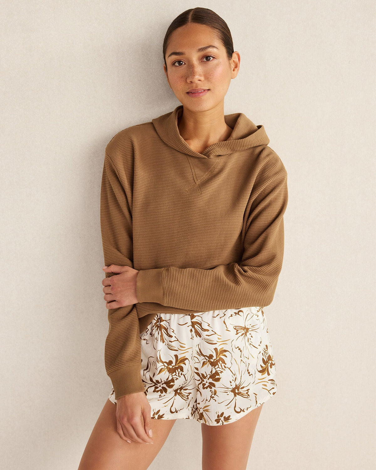 WASHABLE SILK TROPICAL BLOOMS SLEEP SHORTS | Talbots