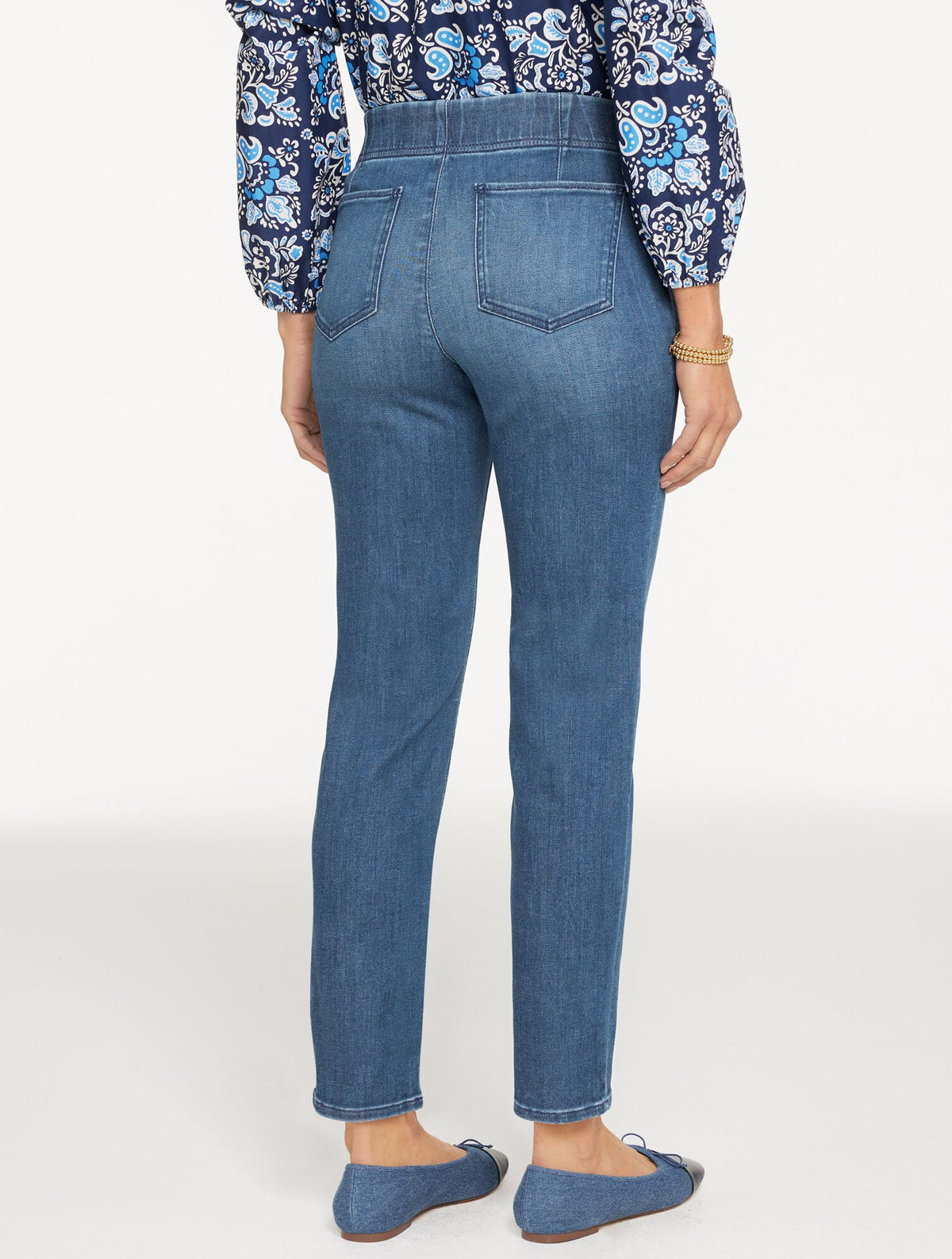SLIM ANKLE PULL-ON TRAVEL JEANS - NOHO WASH | Talbots