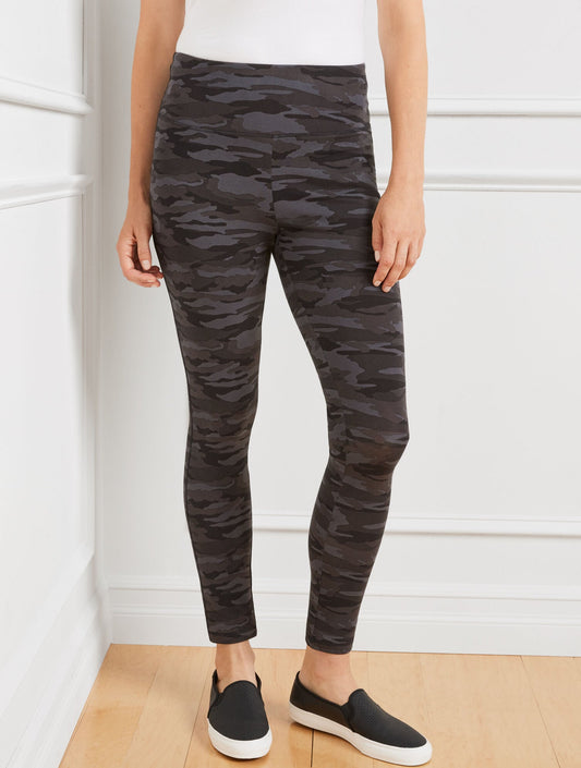 EVERYDAY STRETCH LEGGINGS - CAMO | Talbots
