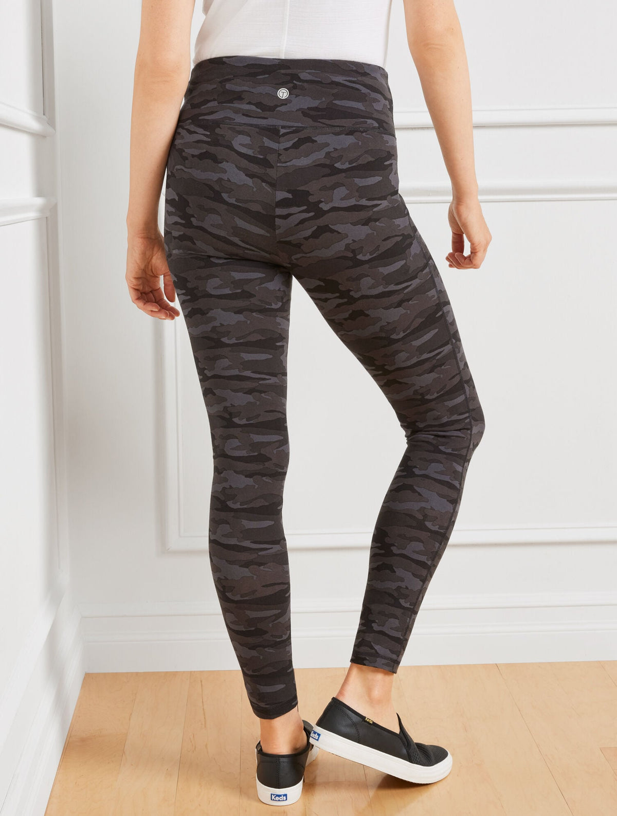 EVERYDAY STRETCH LEGGINGS - CAMO | Talbots
