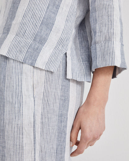 LINEN OMBRÉ STRIPE V-NECK TOP | Talbots