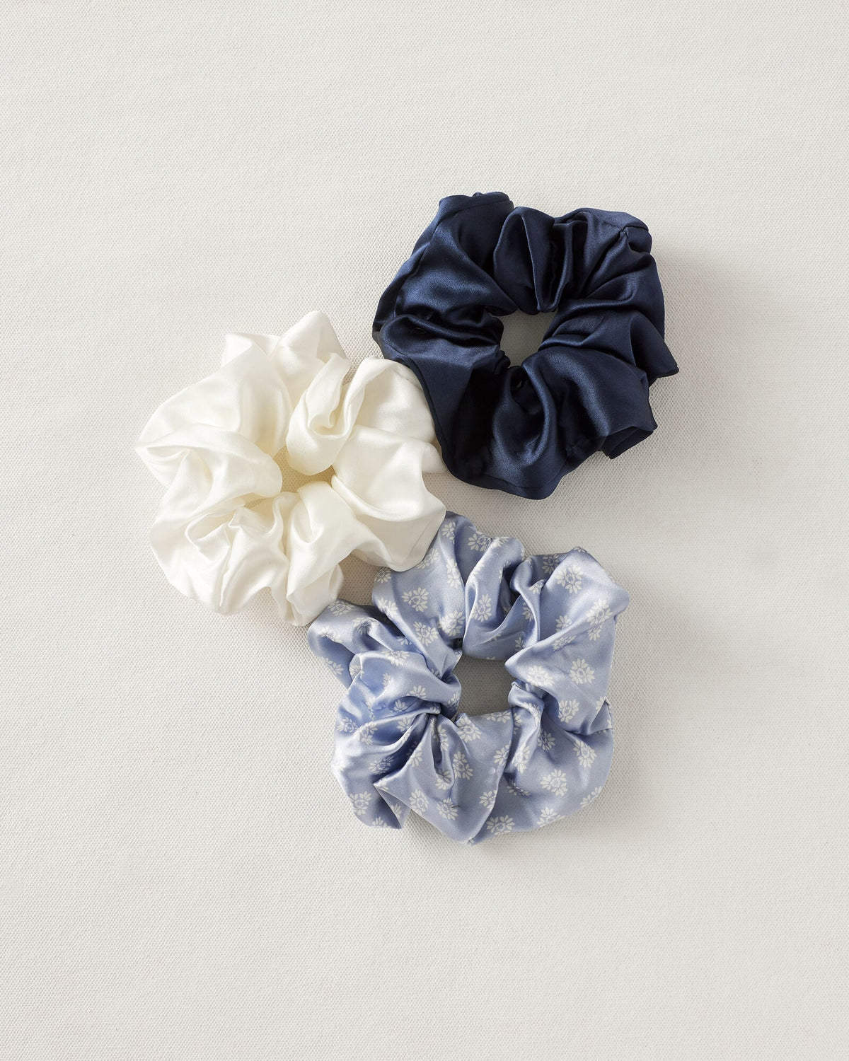 WASHABLE SILK SCRUNCHIE | Talbots
