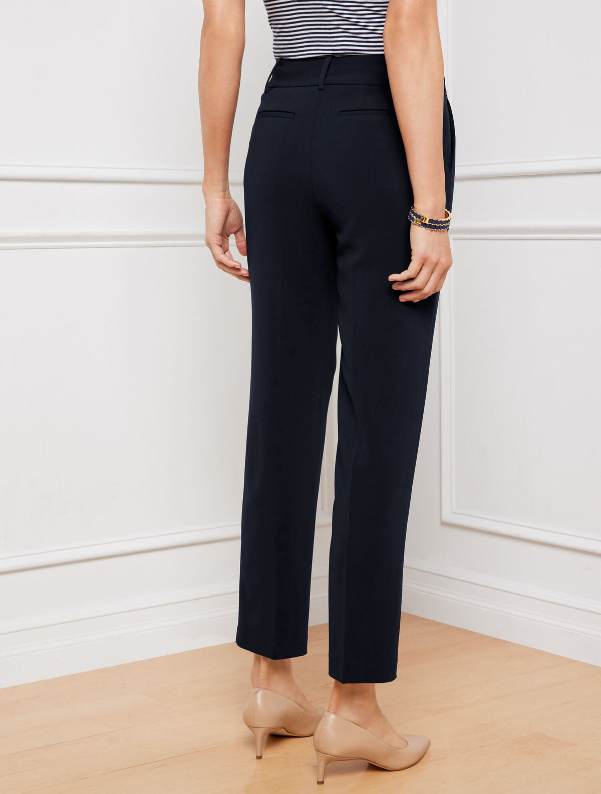 EASY TRAVEL TAPERED ANKLE PANTS | Talbots