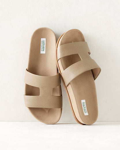 PEBBLED CUTOUT SLIDES | Talbots