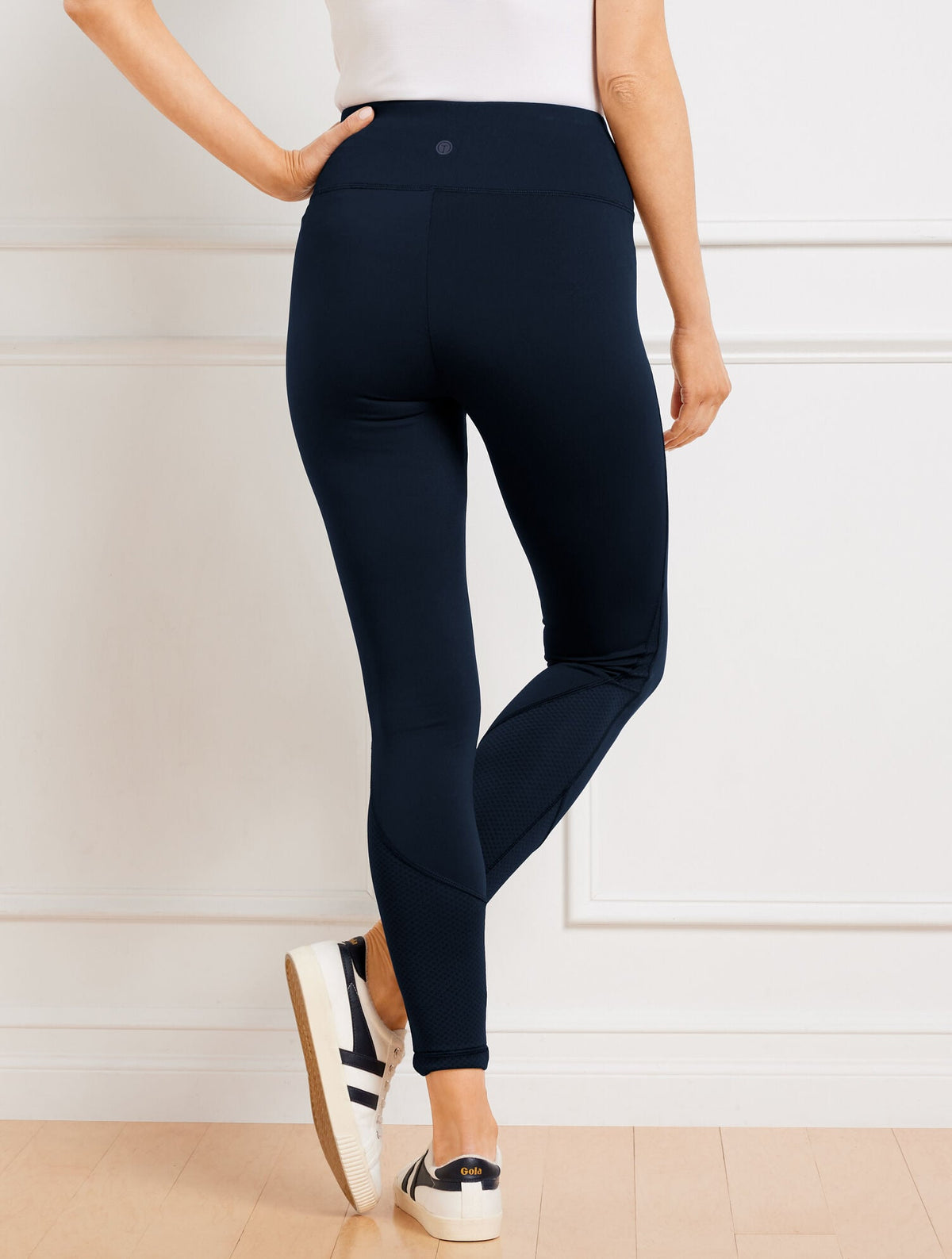 PERFORMANCE INTERLOCK MESH BLOCK LEGGINGS | Talbots