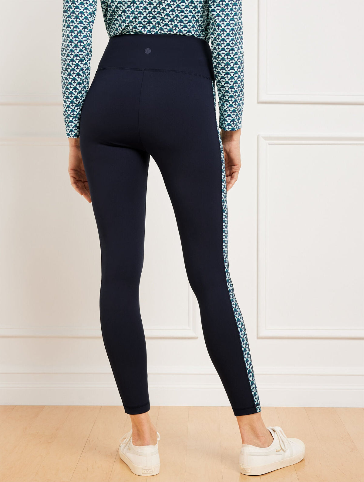 OUT & ABOUT LEGGINGS - FASCINATING SCALLOP | Talbots