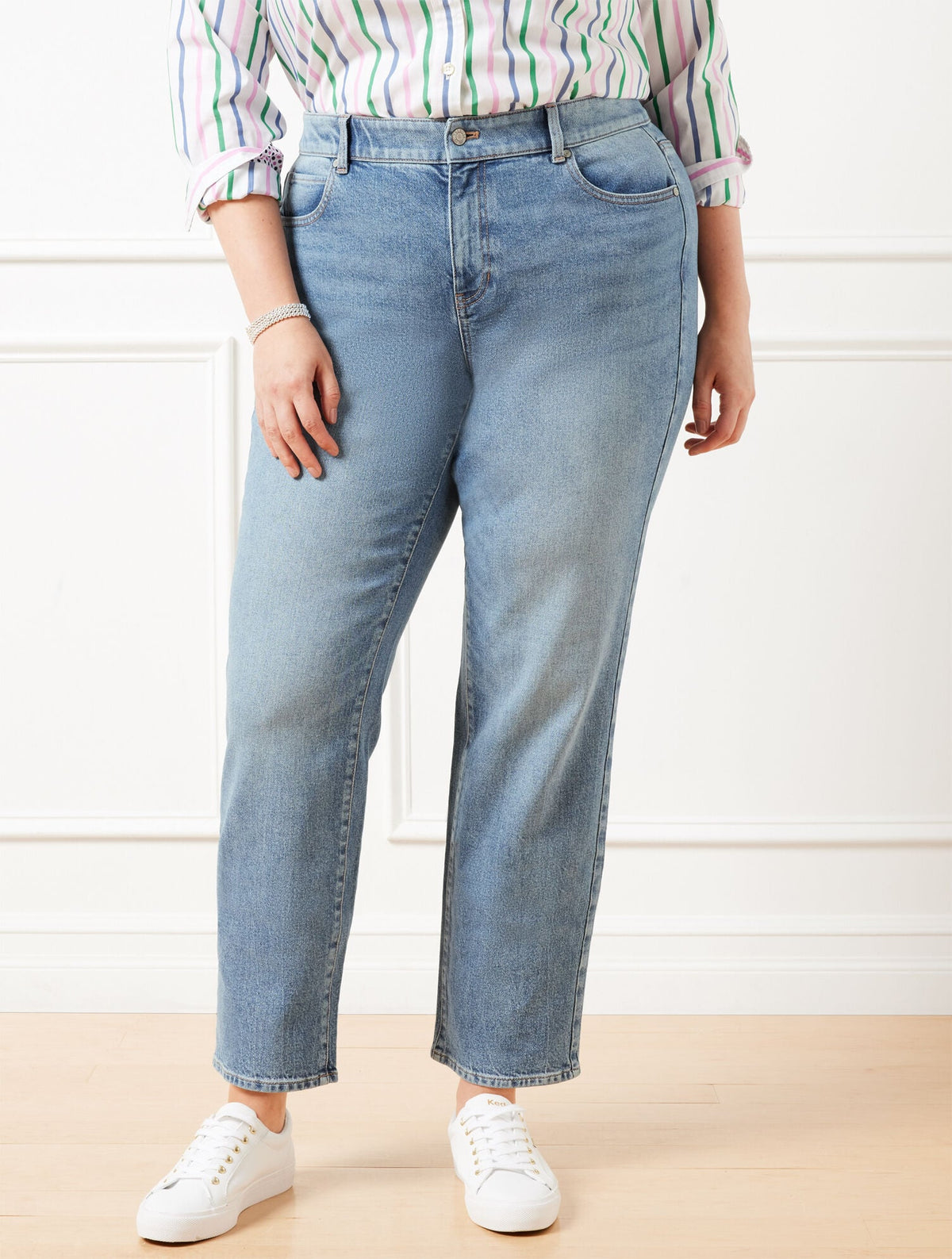 HIGH WAIST RELAXED JEANS - ALLENBY WASH | Talbots