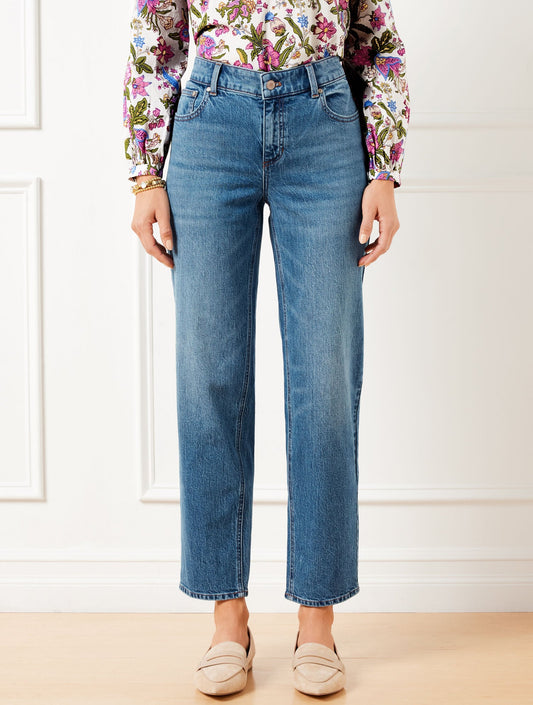 MID RISE STOVEPIPE STRAIGHT LEG JEANS - KINGSTON WASH | Talbots