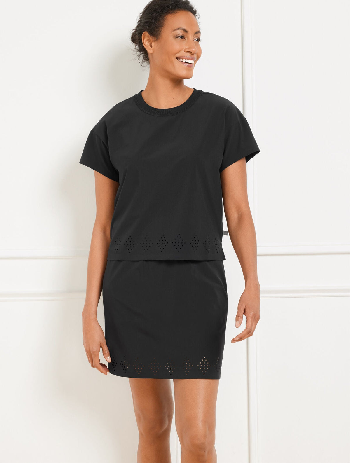 LIGHTWEIGHT WOVEN STRETCH CREWNECK TEE - LASER CUT | Talbots