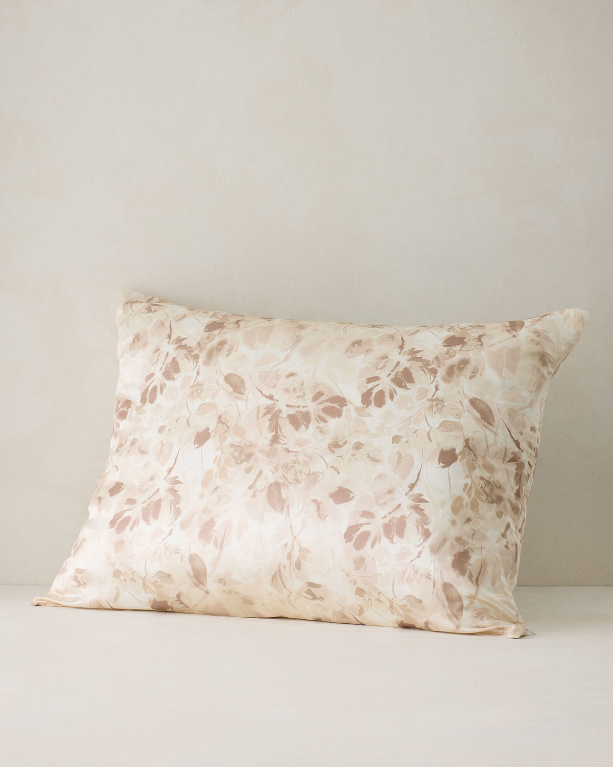 WASHABLE SILK TRANQUIL FLORAL PILLOWCASE | Talbots