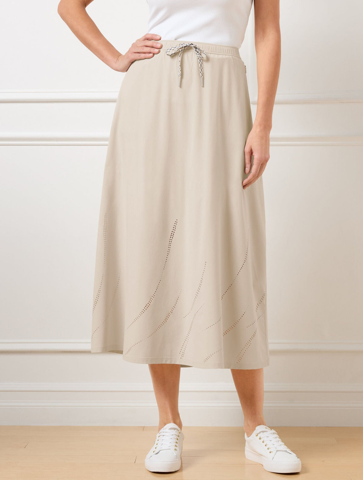 LIGHTWEIGHT WOVEN STRETCH MIDI SKIRT - LASER CUT | Talbots