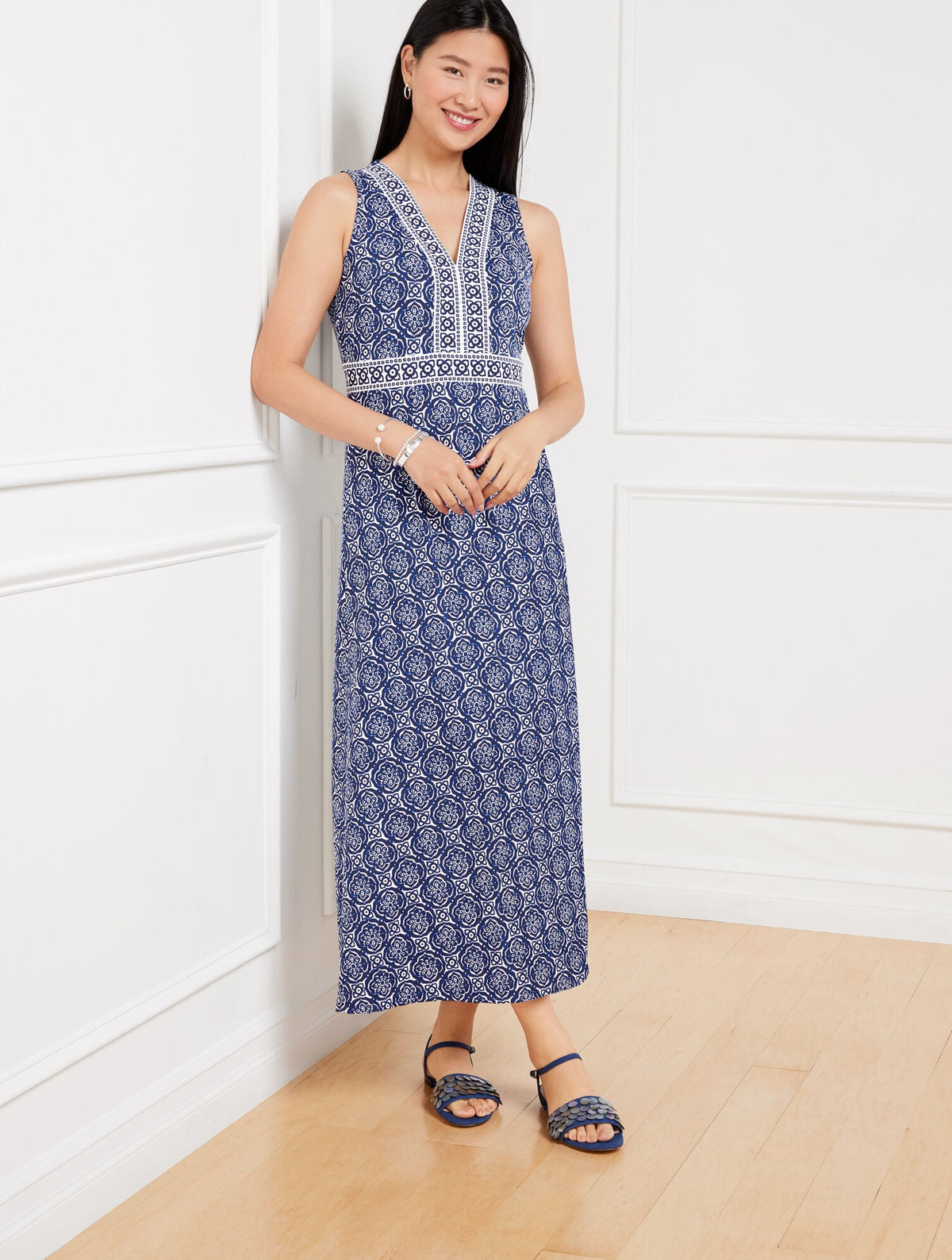 EFFORTLESS JERSEY MAXI DRESS - PRETTY MEDALLION | Talbots