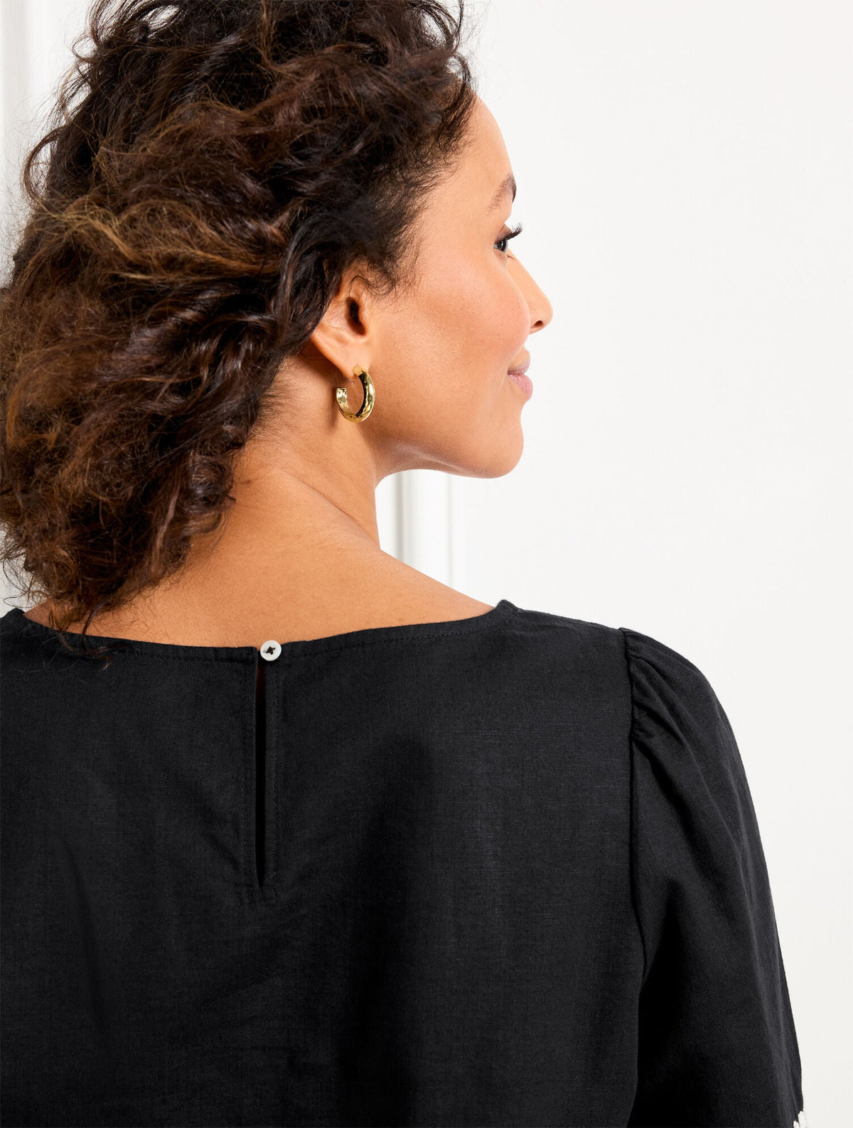 EMBROIDERED LINEN COTTON TOP | Talbots
