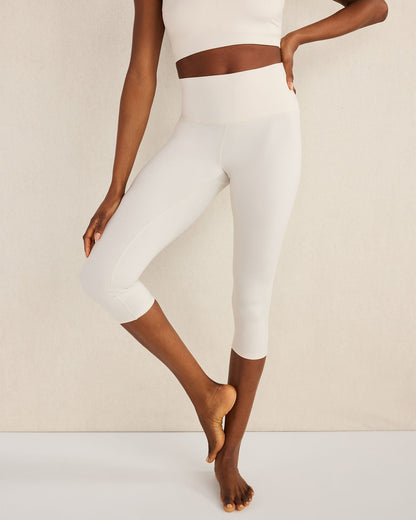 BALANCE CAPRI LEGGINGS | Talbots
