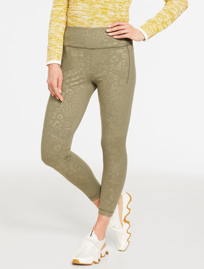 OUT & ABOUT LEGGINGS - SPOT ON LEOPARD | Talbots
