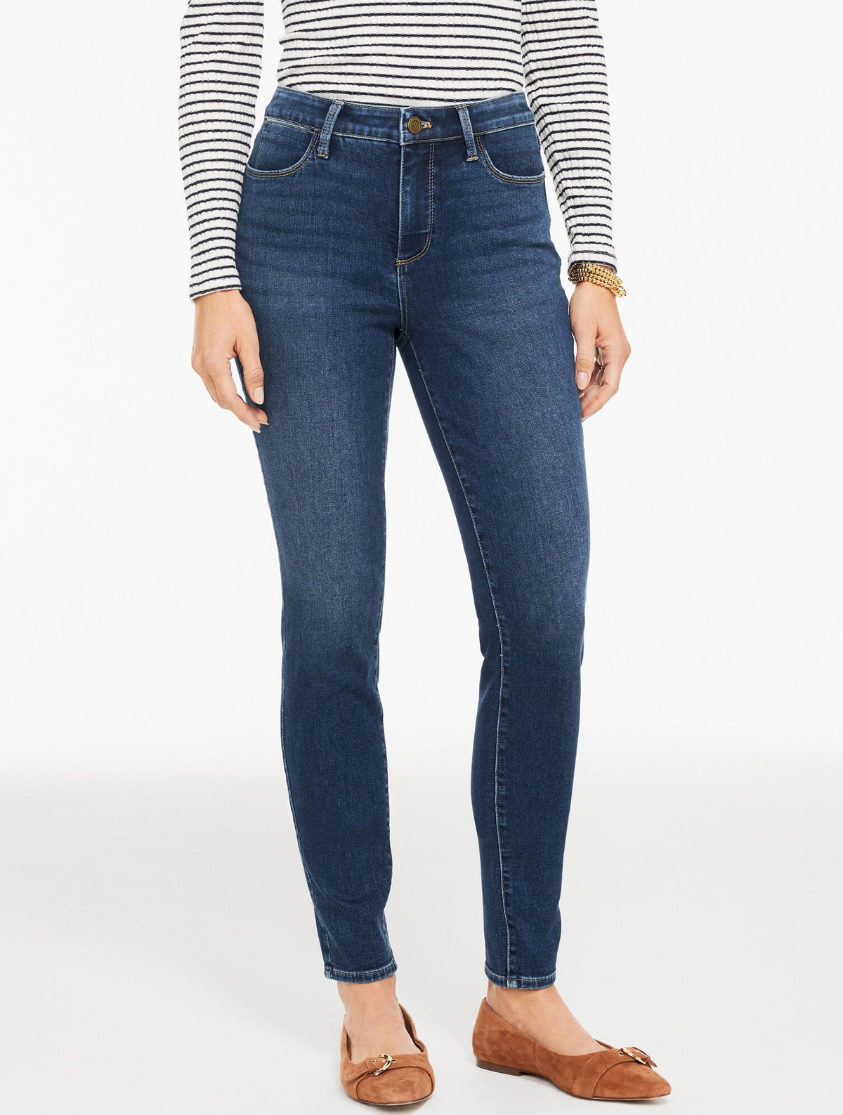 JEGGINGS - ESSEX WASH - CURVY FIT | Talbots