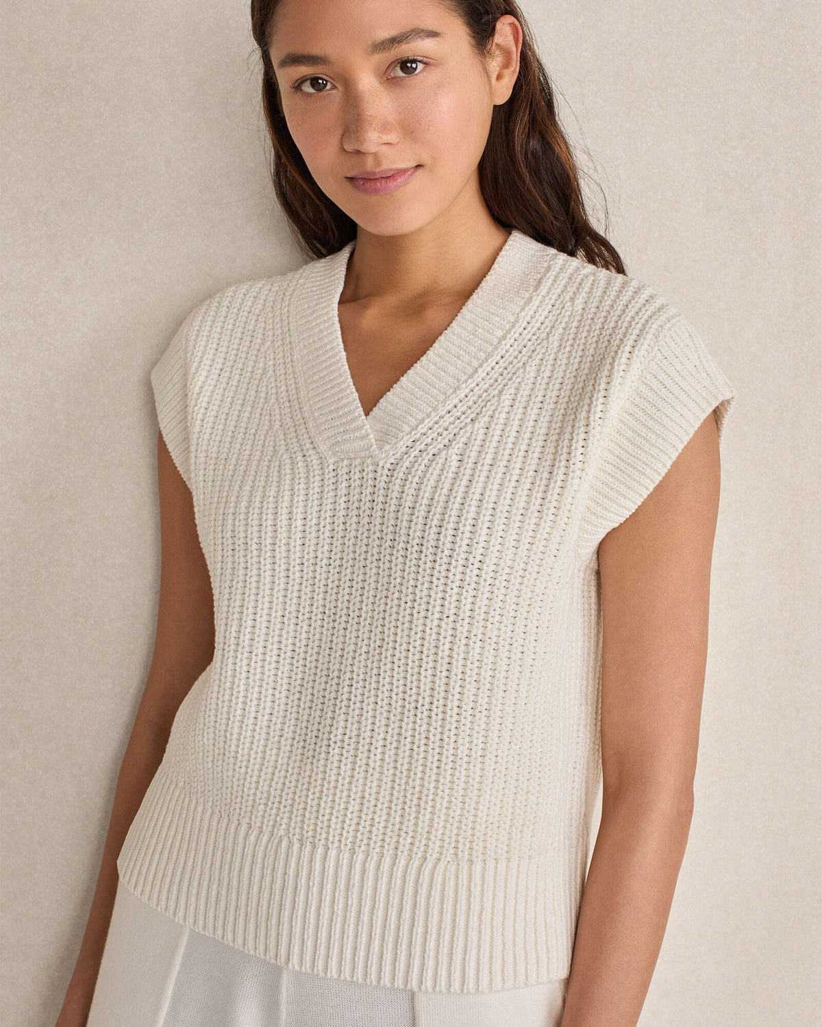 ORGANIC COTTON LINEN SHAKER STITCH V-NECK SWEATER | Talbots
