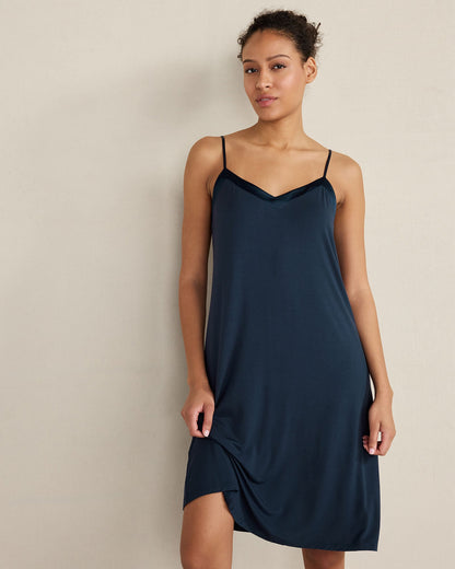 CALM & COOL V-NECK SLEEP CHEMISE | Talbots