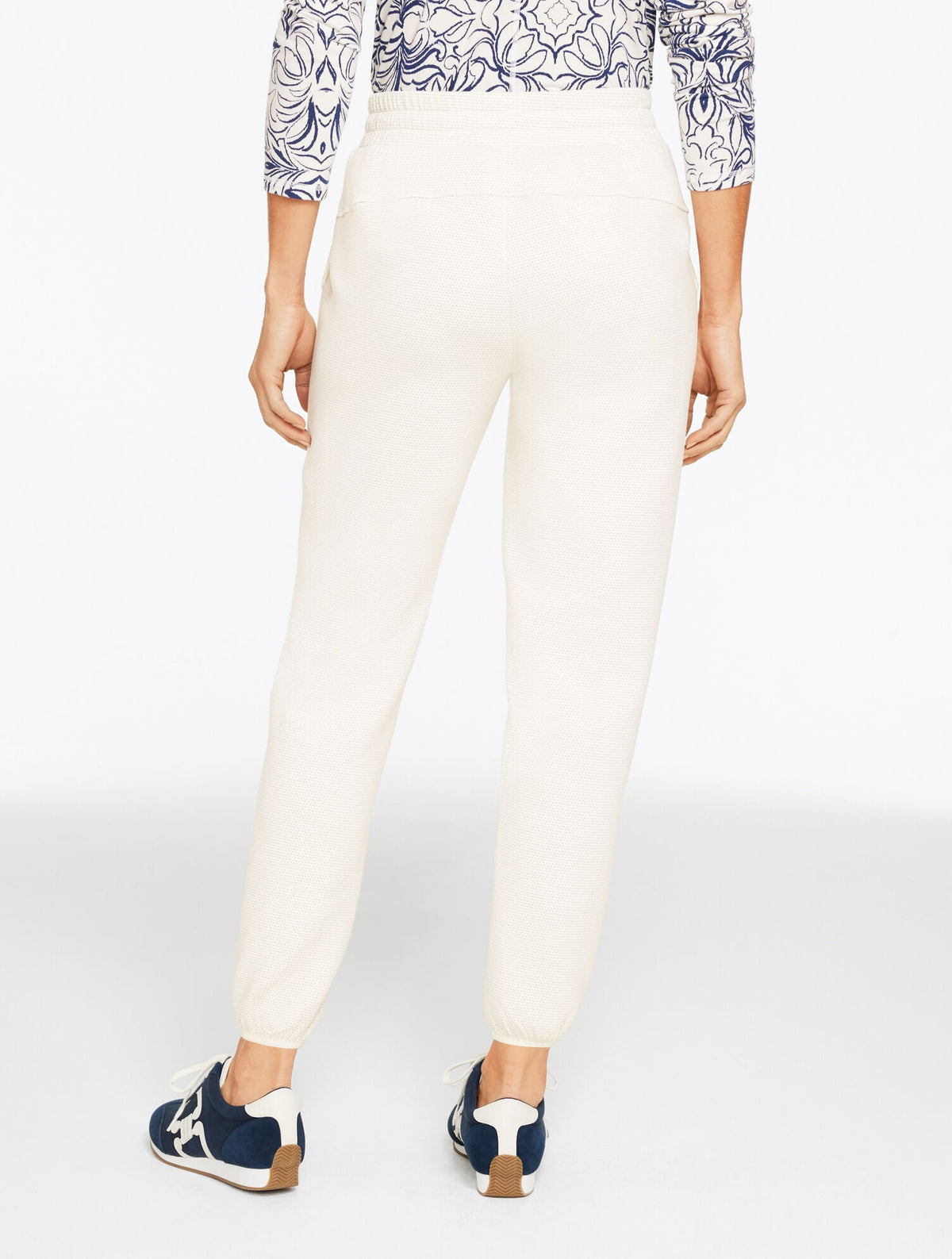 AIRKNIT STRETCH MESH JOGGERS | Talbots