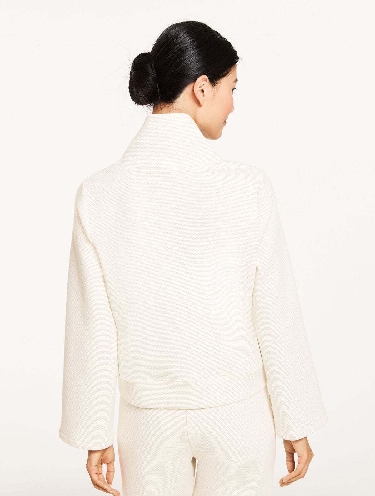 AIRKNIT STRETCH MESH V-NECK PULLOVER | Talbots