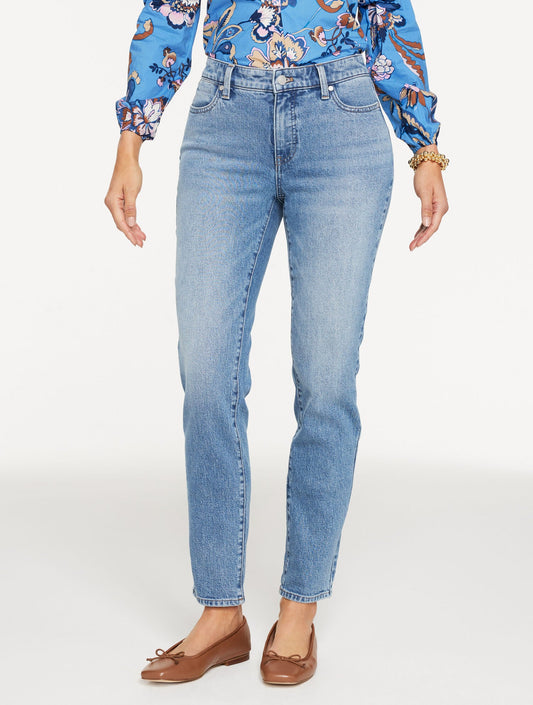 SLIM ANKLE JEANS - LINDEN WASH - CURVY FIT | Talbots