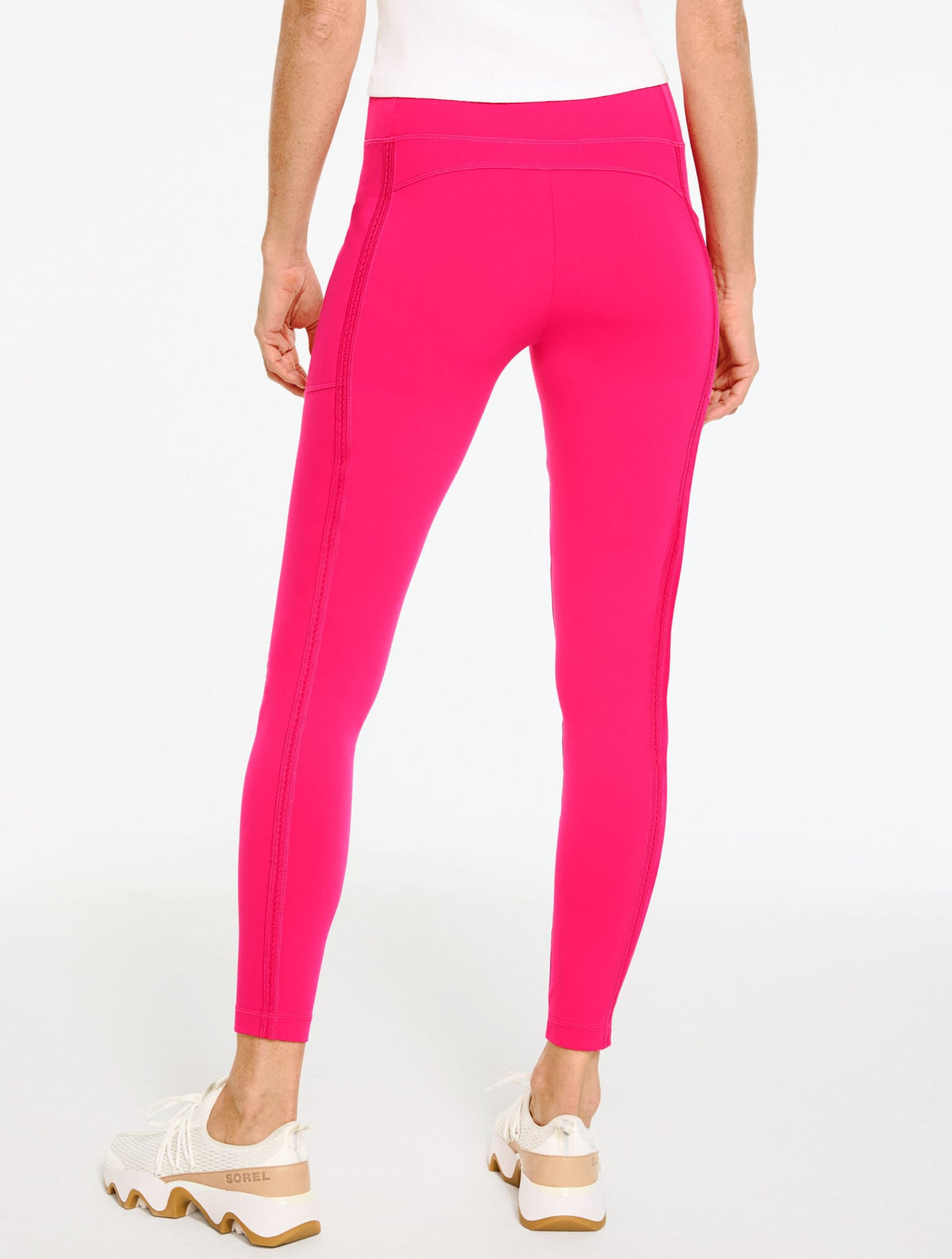 PERFORMANCE COMPRESSION LEGGINGS - PICOT TRIM | Talbots